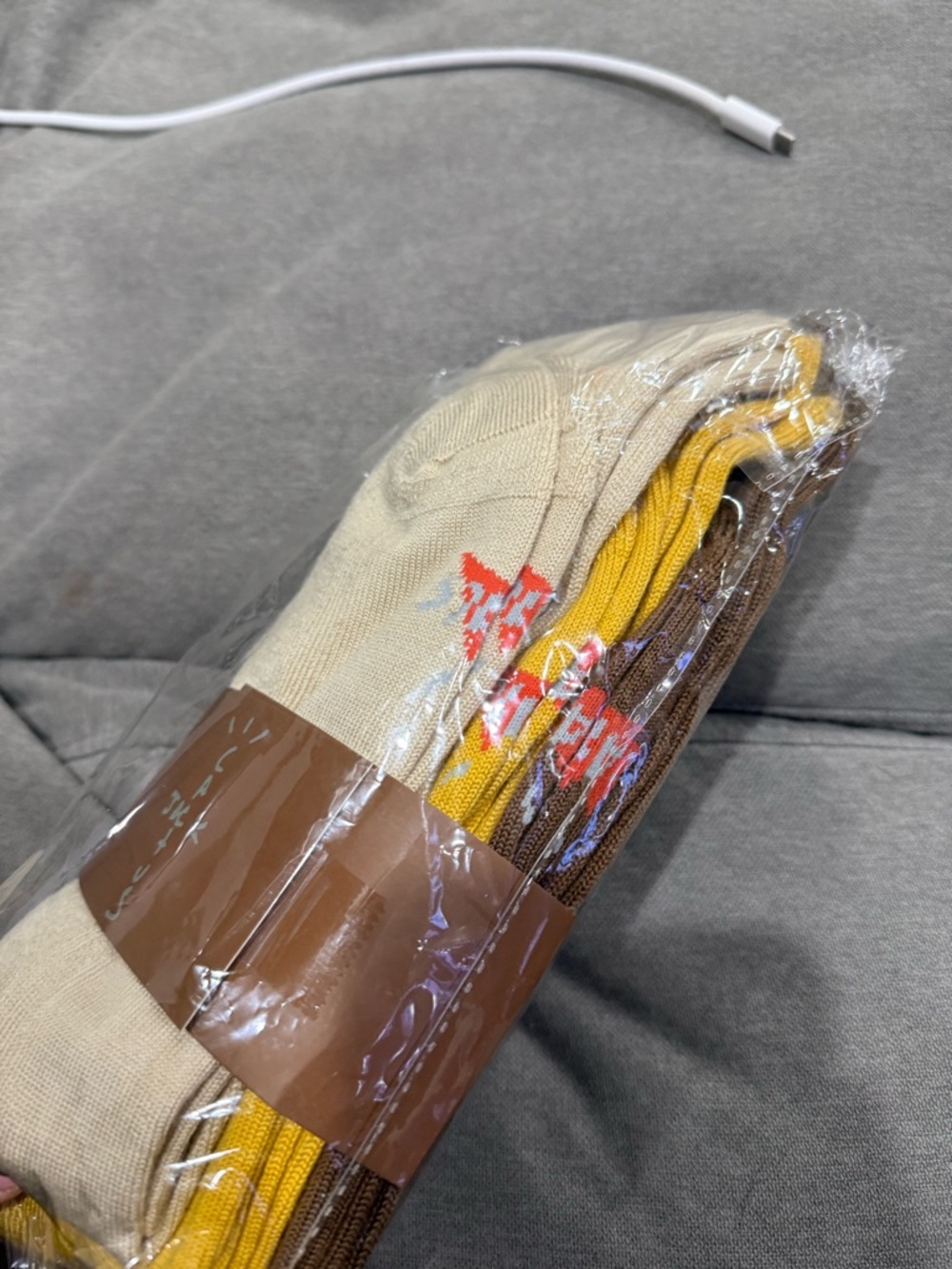 TRAVIS SCOTT MENS SOCKS